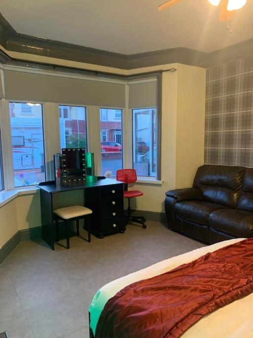 Family Holiday Home Blackpool Eksteriør billede