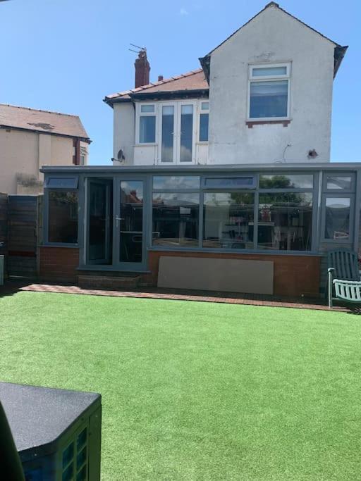 Family Holiday Home Blackpool Eksteriør billede
